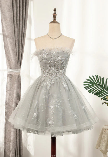 Pretty Homecoming Dress Strapless Feather Beaded Sequins Prom Dress Back to School Outfits Party Dress  D6103
