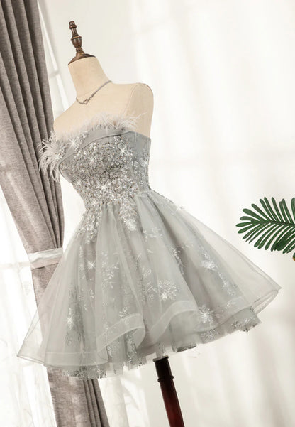 Pretty Homecoming Dress Strapless Feather Beaded Sequins Prom Dress Back to School Outfits Party Dress  D6103