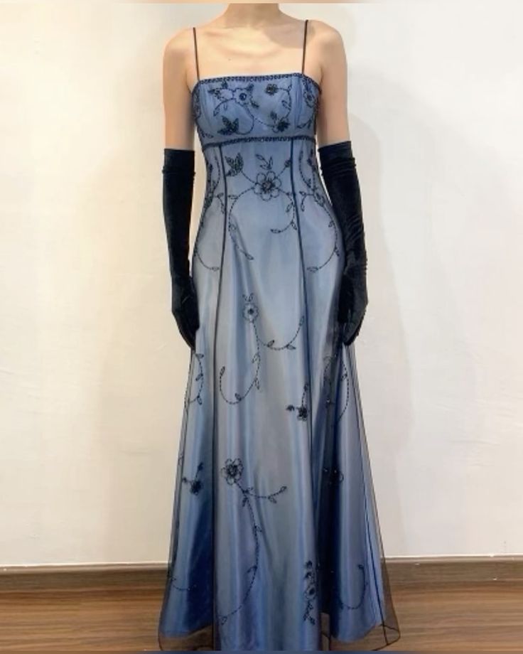 Blue/Grey Delicate Beaded Long Tulle Elegant Ball Gowns Prom Dress Prom Birthday Prom Dress