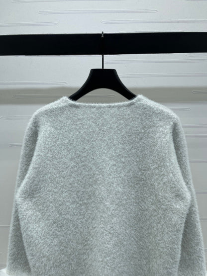 Chanel 2025 Fur-sleeved Crew Neck Cardigan Light Gray Polyester Wool 319594