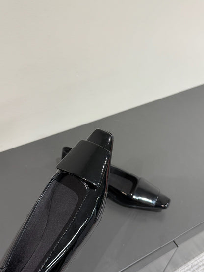 POPPY BALLET FLATS IN BLACK GLOSSY LAMBSKIN