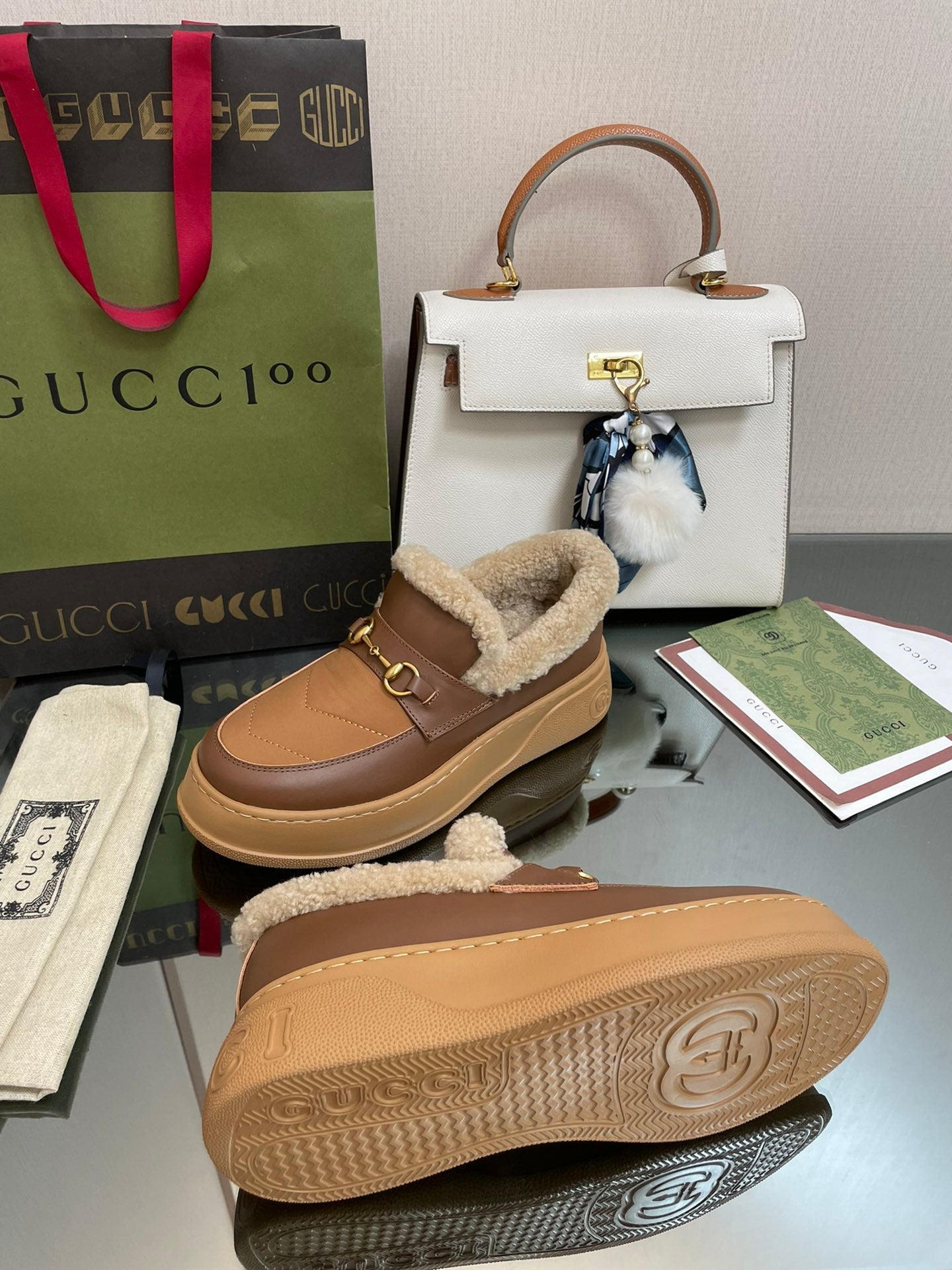 GG LOAFER IN PEANUT BROWN AND CHOCOLATE BROWN CALFSKIN WITH BEIGE WOOL LINING