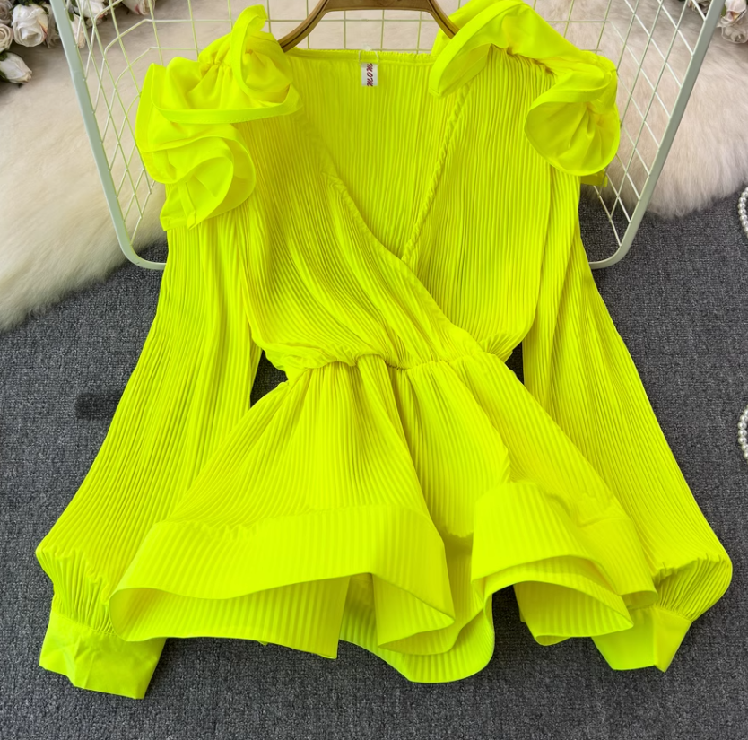 Ruffled waist shirt 2025 niche design three-dimensional petal waist cover meat slim top trend R0390
