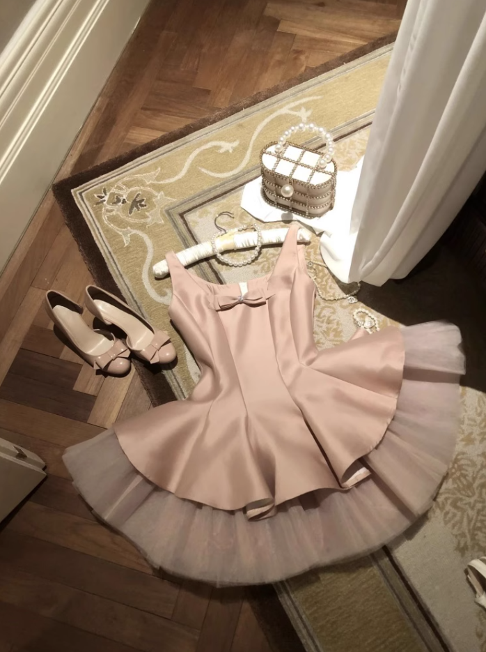 Ballet princess dress temperament, waist cinched mesh puffy skirt, pink suspender dress, homecoming dress R2996