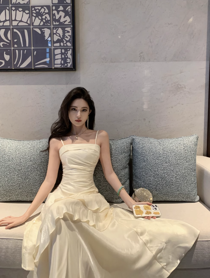 French gentle style ruffled sling dress temperament lady high-end waist hip banquet dress skirt R0410