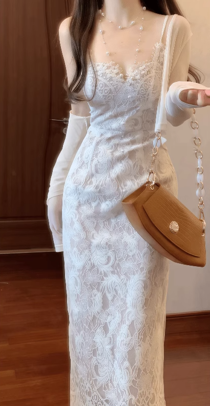 French gentle style white lace suspender dress 2025 new style temperament high-end waist slim hip skirt R0455