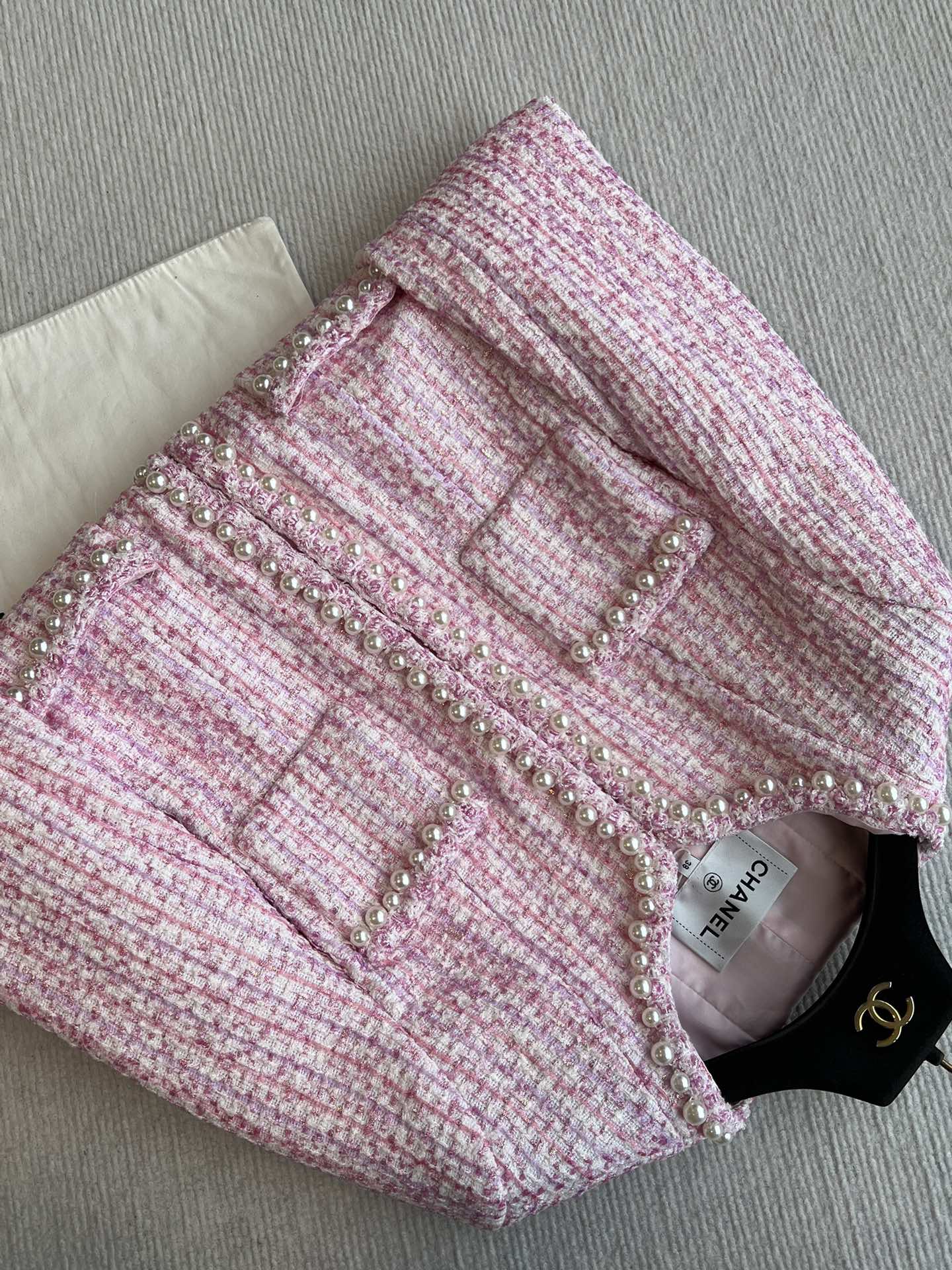 Chanel 25P Cardigan Pink Tweed With Pearl 235893