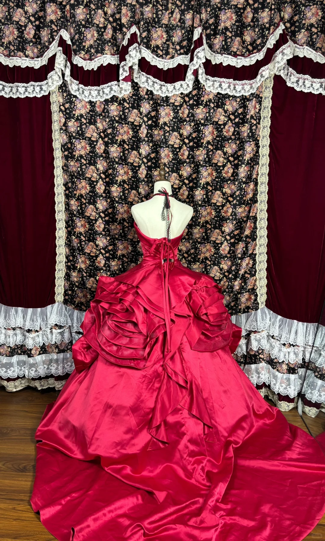 Retro Burgundy Sweetheart Strapless A-Line Satin Quinceanera Dresses Sweet 18 Birthday Ball Gowns, D1427
