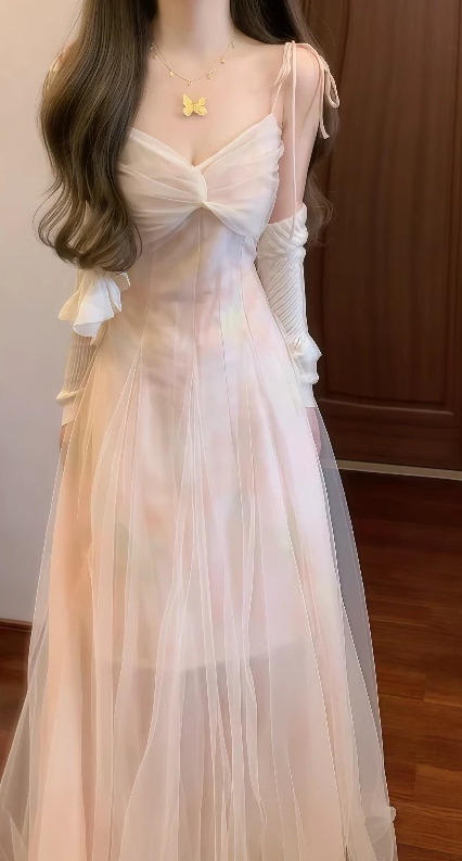 Gentle and elegant mesh suspender dress, beautiful waist and elegant long skirt R0490