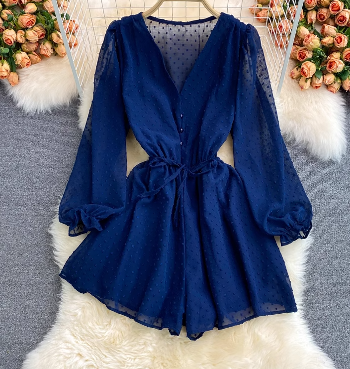 New fashion loose v-neck single-breasted waist strap chiffon puff sleeve jumpsuit wide-leg shorts trend R0350