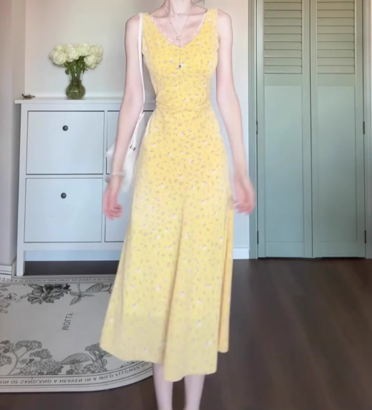 V-neck sleeveless yellow floral dress 2025 new waist long skirt R0804