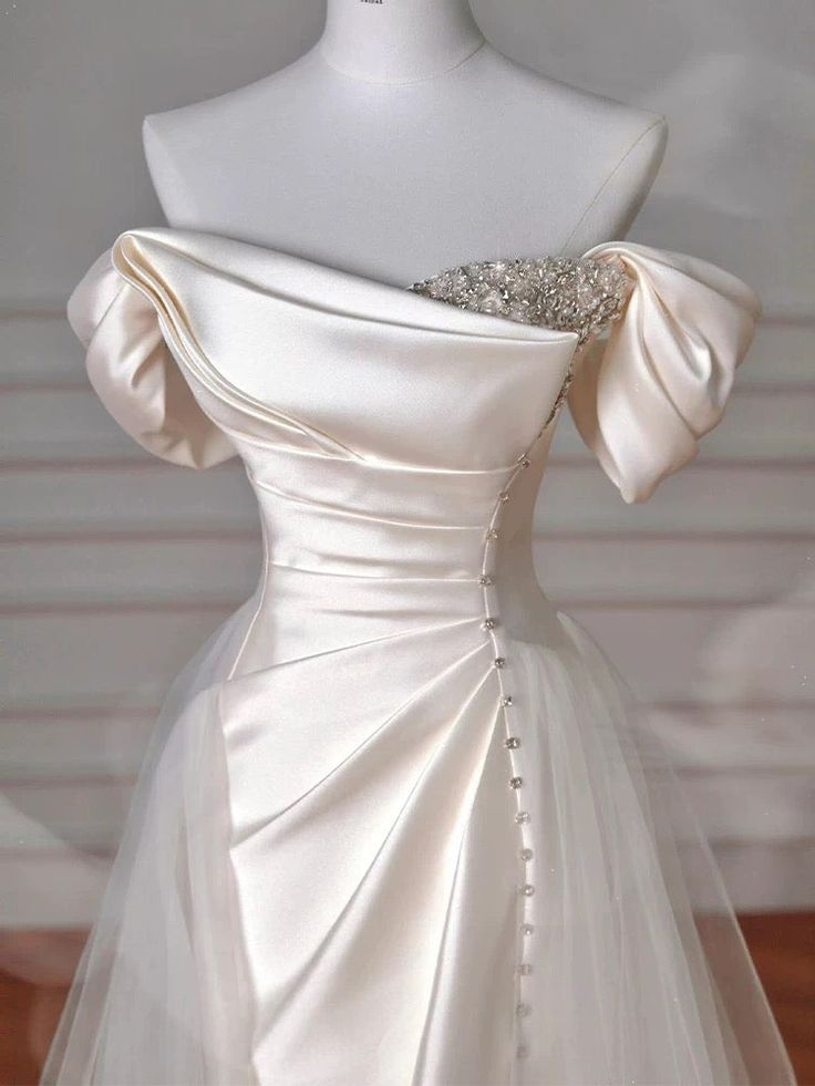 Elegant Off Shoulder Mermaid Satin Pretty Wedding Dress Prom Dress, D348