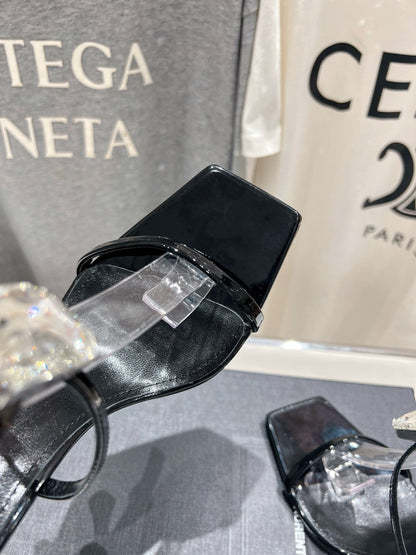 HIGH HEEL SANDALS IN BLACK GLOSSY CALFSKIN WTH STRAPS ATTACHED GEM