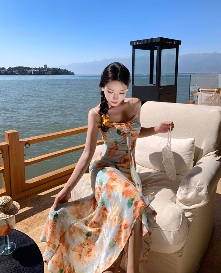 Retro floral suspender dress, beautiful temperament beach dress R0602