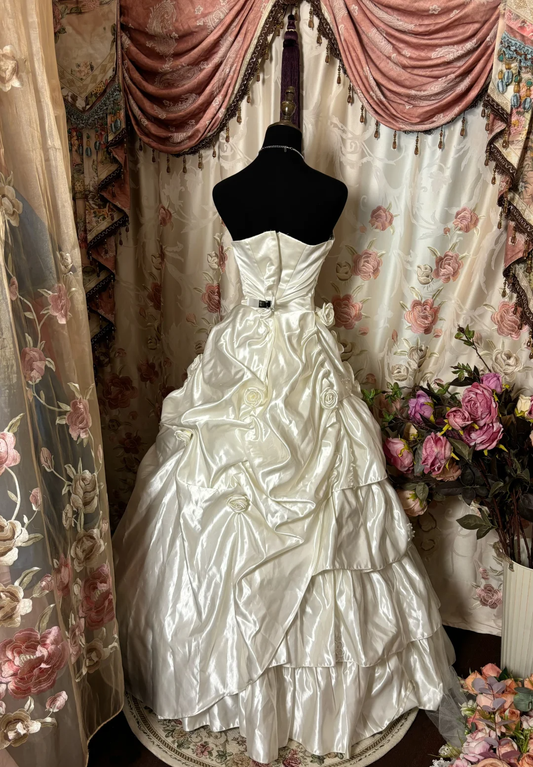 Retro Strapless A-Line Appliques Satin Long Prom Dress Vintage Wedding Dress, D618