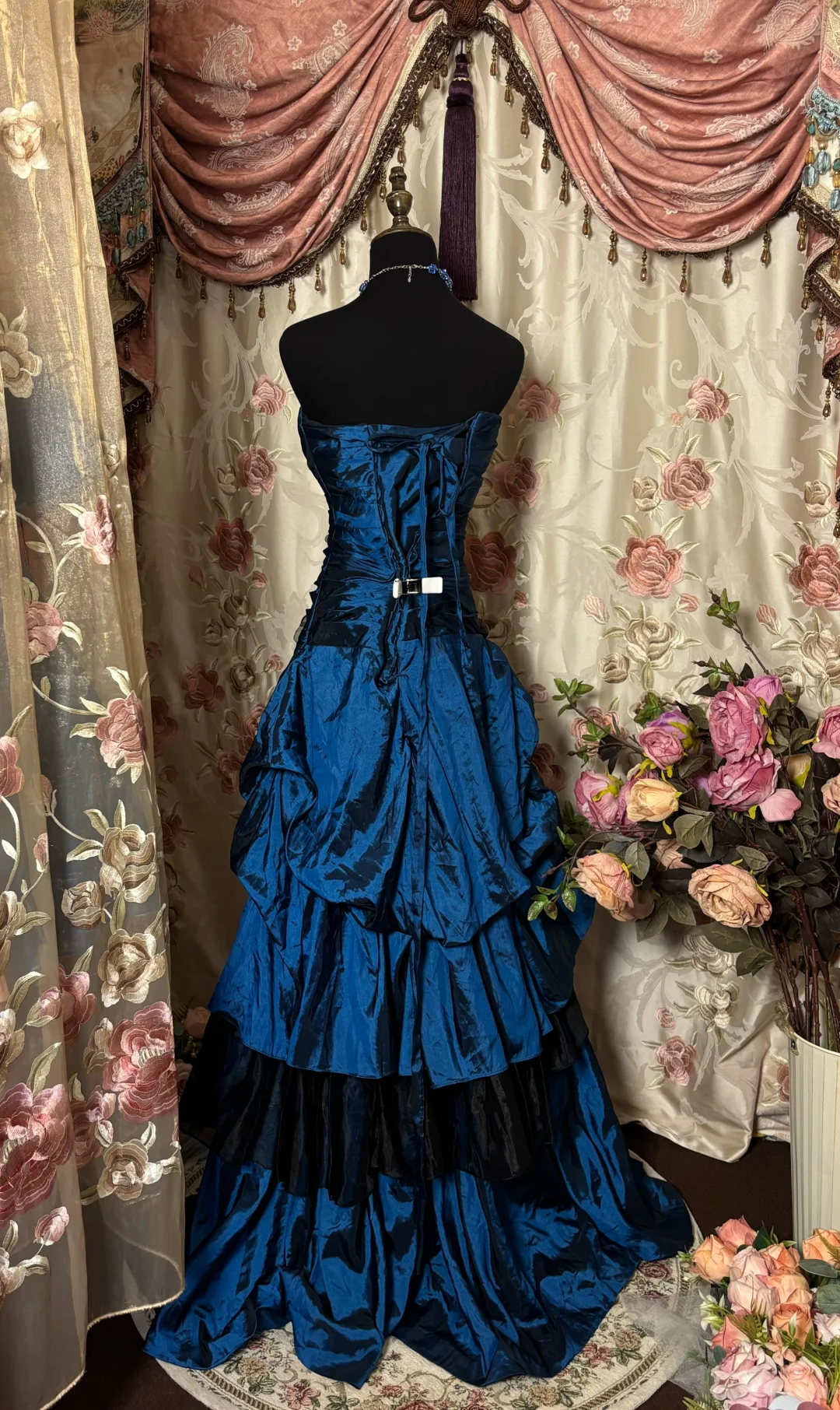 Navy Blue Sweetheart A-Line Satin Retro Long Party Dress Evening Gown, D620