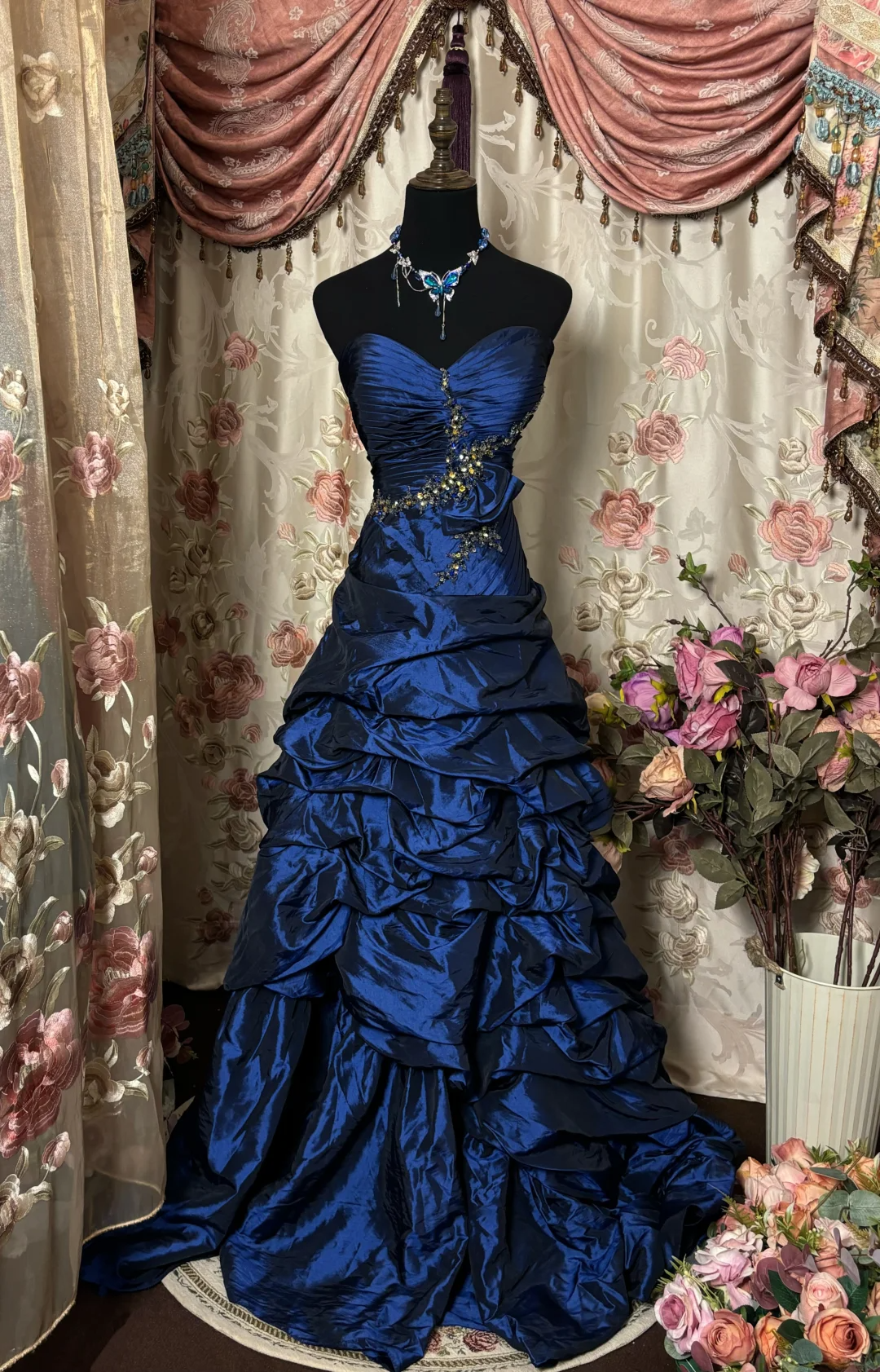 Navy Blue Sweetheart A-Line Satin Beading Long Party Dress Evening Gown, D625