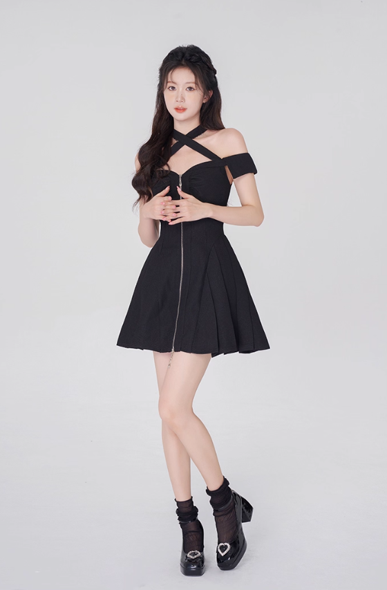Black halter neck dress for women summer slim short skirt new design A-line skirt R4501