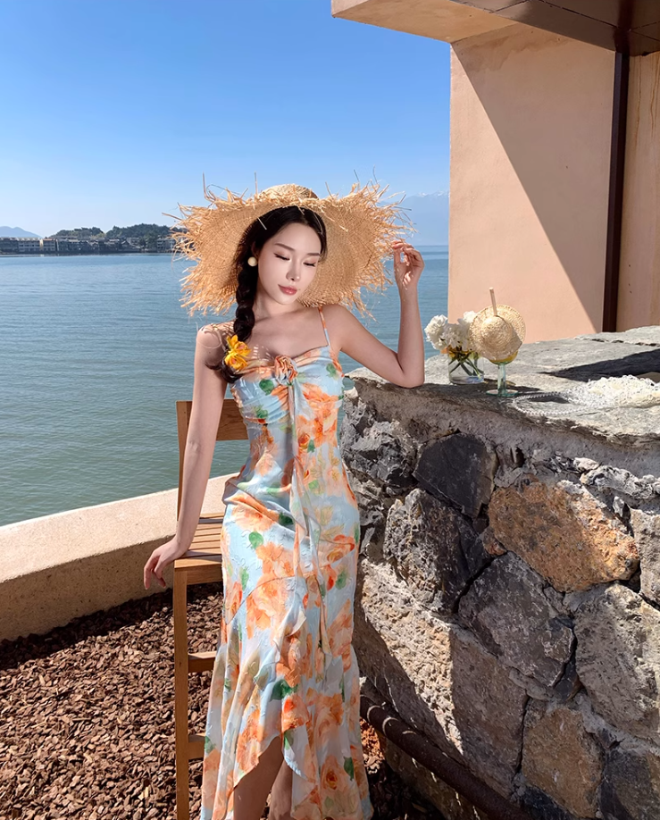 Retro floral suspender dress, beautiful temperament beach dress R0602