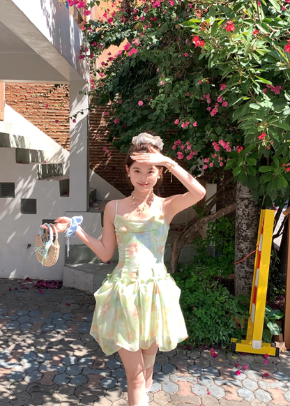 Mid-length chiffon waist-hugging sling neckline A-line dress summer French style slim temperament skirt R4737