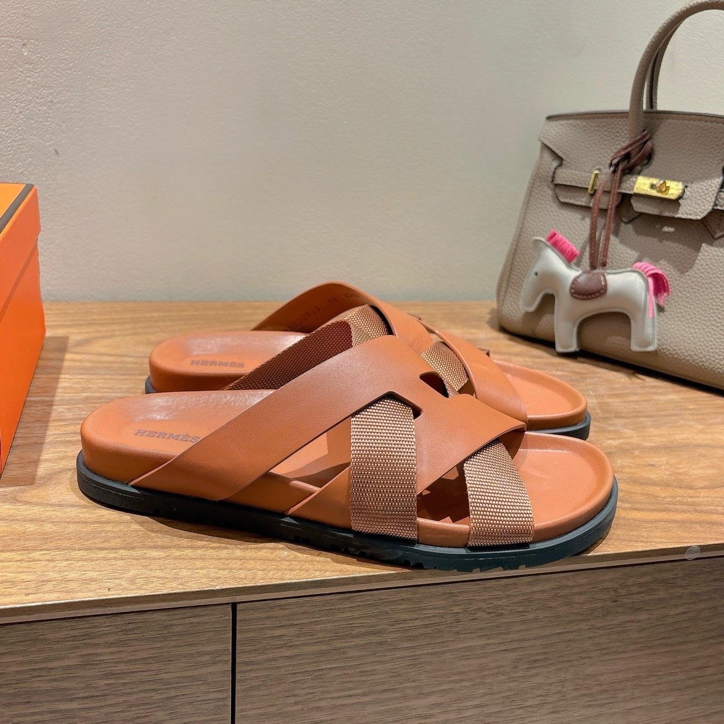HM 25 Kazimir Sandal Calfskin Canvas