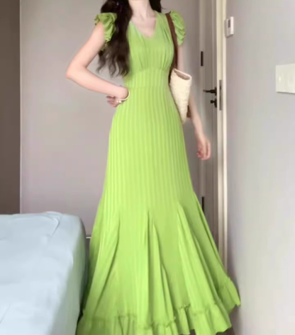 Retro green dress high-grade v-neck temperament step by step lotus fishtail skirt R0735