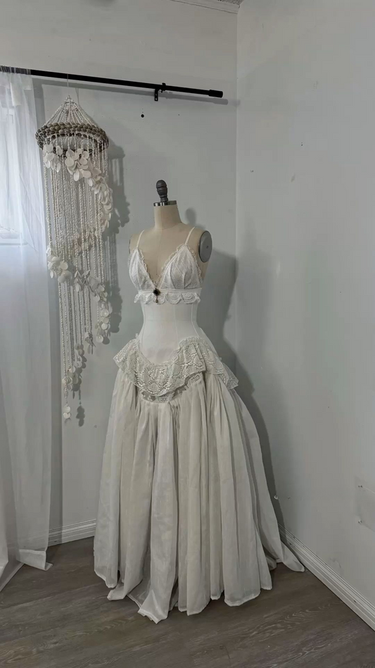 White Spaghetti Straps A-Line Lace Long Party Dresses Vintage Wedding Dresses, D1209