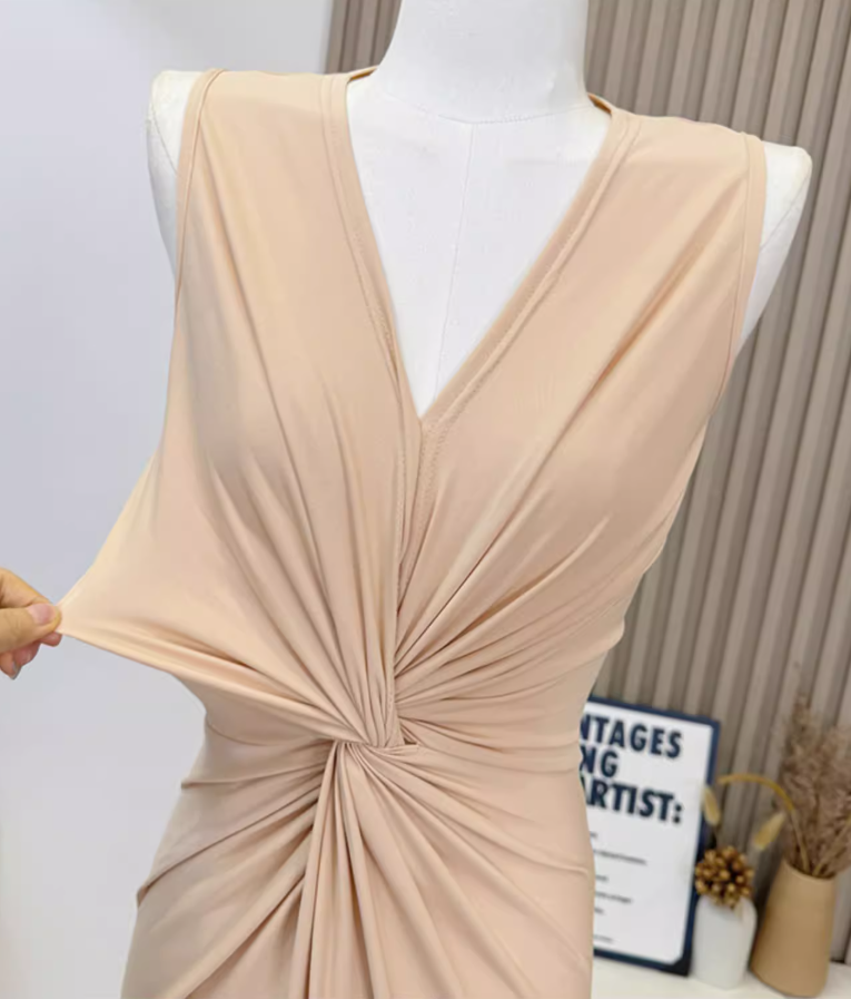 Relaxed dress sleeveless elastic light skin breathable fabric long dress R0295