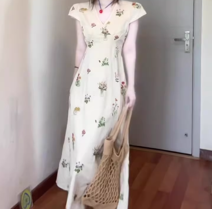 Retro v-neck floral dress 2025 new gentle temperament waist a-line long skirt R0747