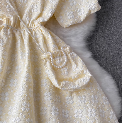 French retro temperament puff sleeve square neck waist slim dress petite short puffy princess dress R0354