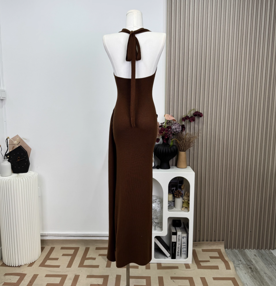 2025 Summer versatile design halter neck backless sexy pleated side slit knitted dress R0279