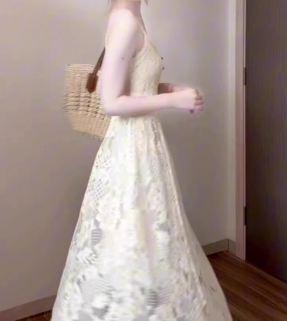 Retro v-neck hollow suspender dress niche waist temperament long skirt R0679