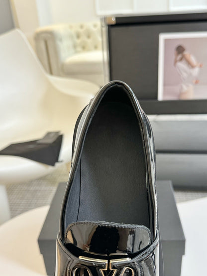 Moccasins Vlogo Signature 30mm Black Shiny