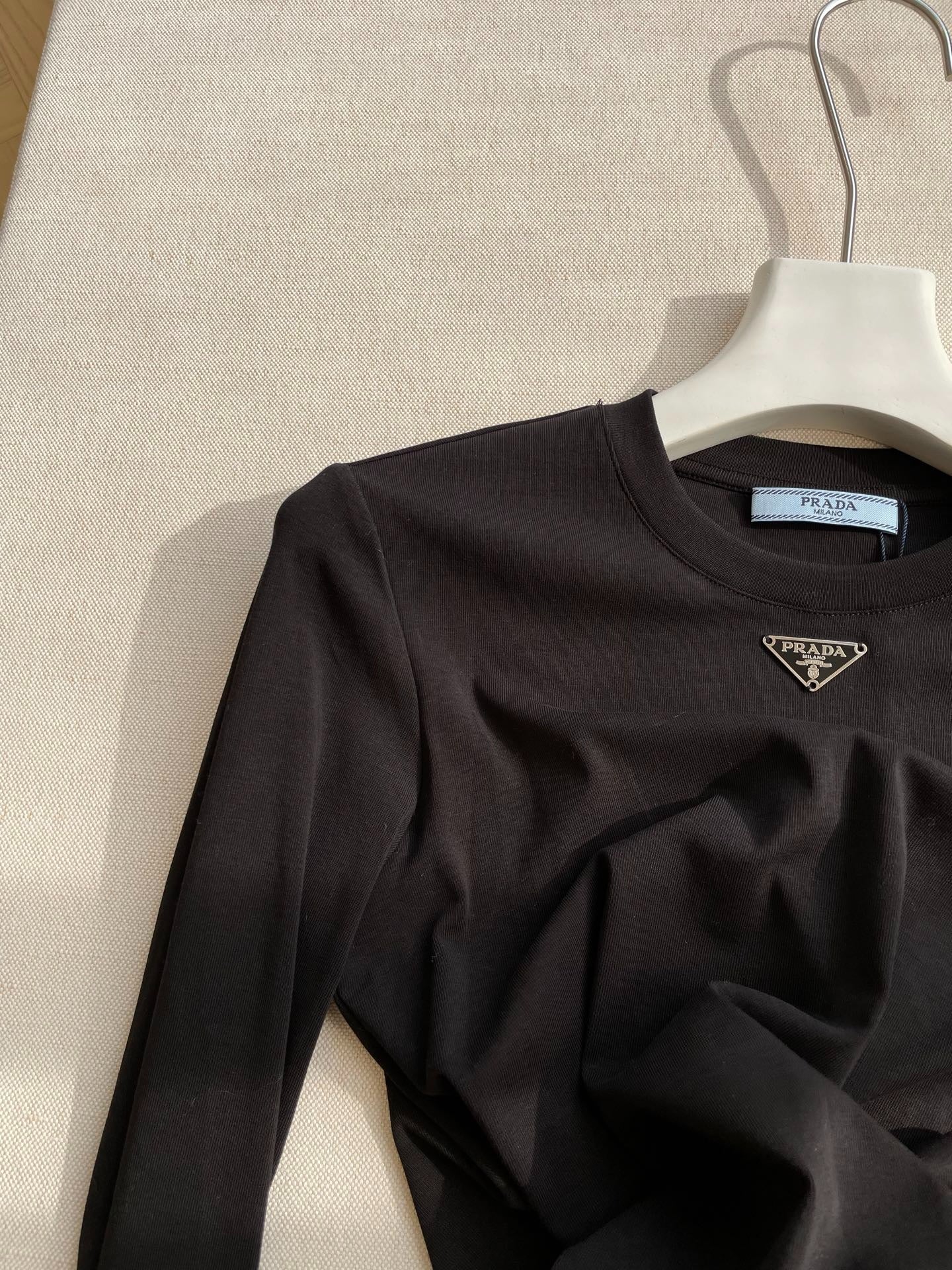 PRADA 25S LONG-SLEEVE T-SHIRT 542