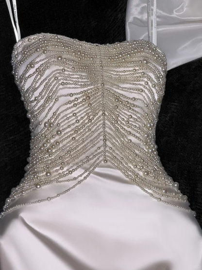 Elegant Ivory Sweetheart Satin Beaded Design Gorgeous Mermaid Floor-length Wedding Dress D1637