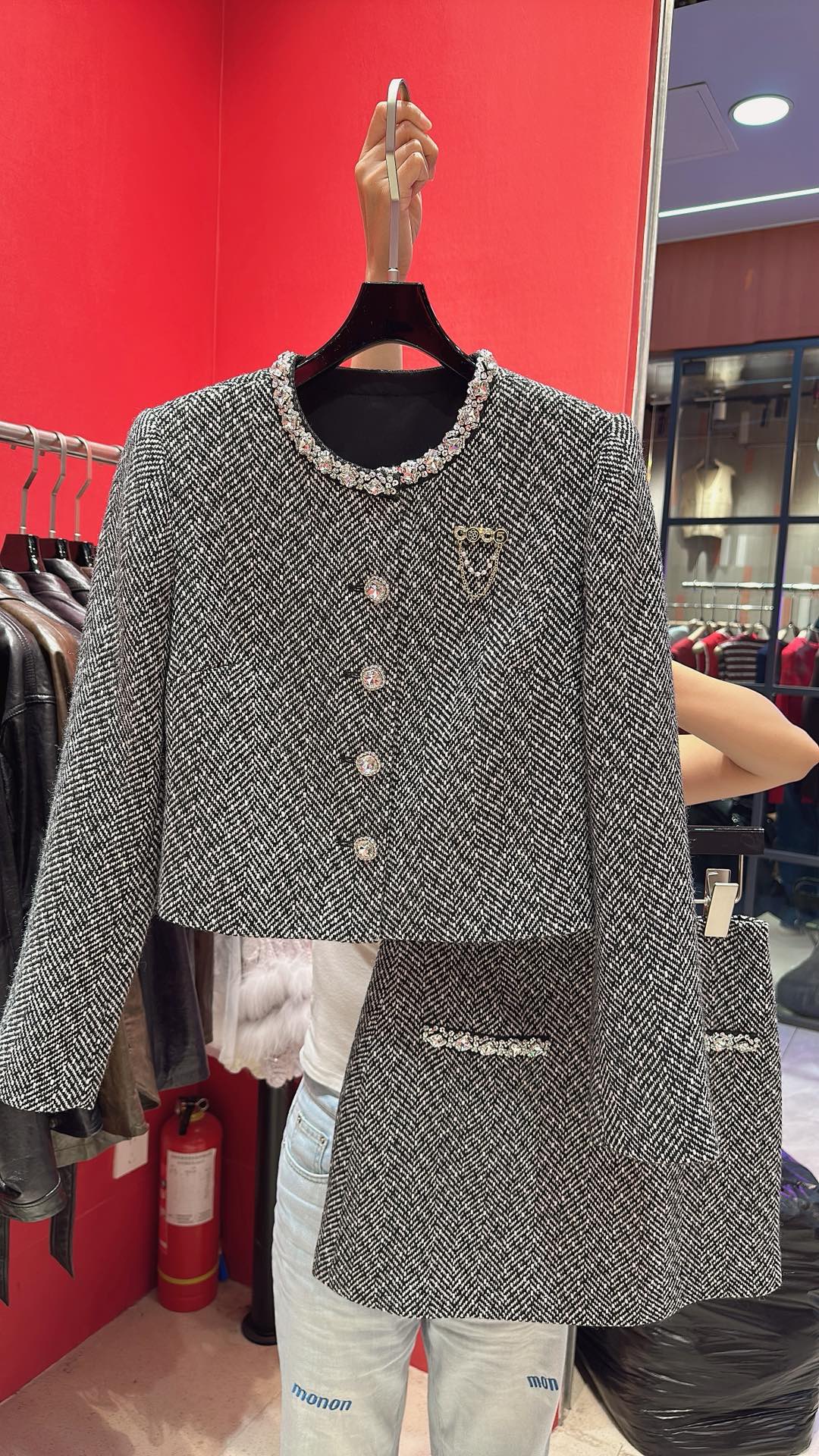 CC Hand-Made Beaded Set Gray Cotton