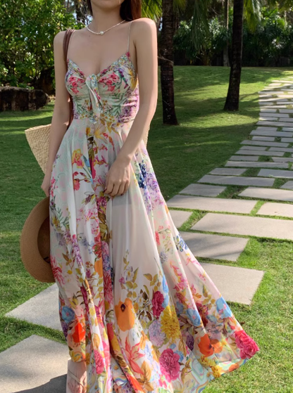 Beautiful little skirt for vacation, high-end floral suspender dress, fairy temperament long skirt 2025 R0480