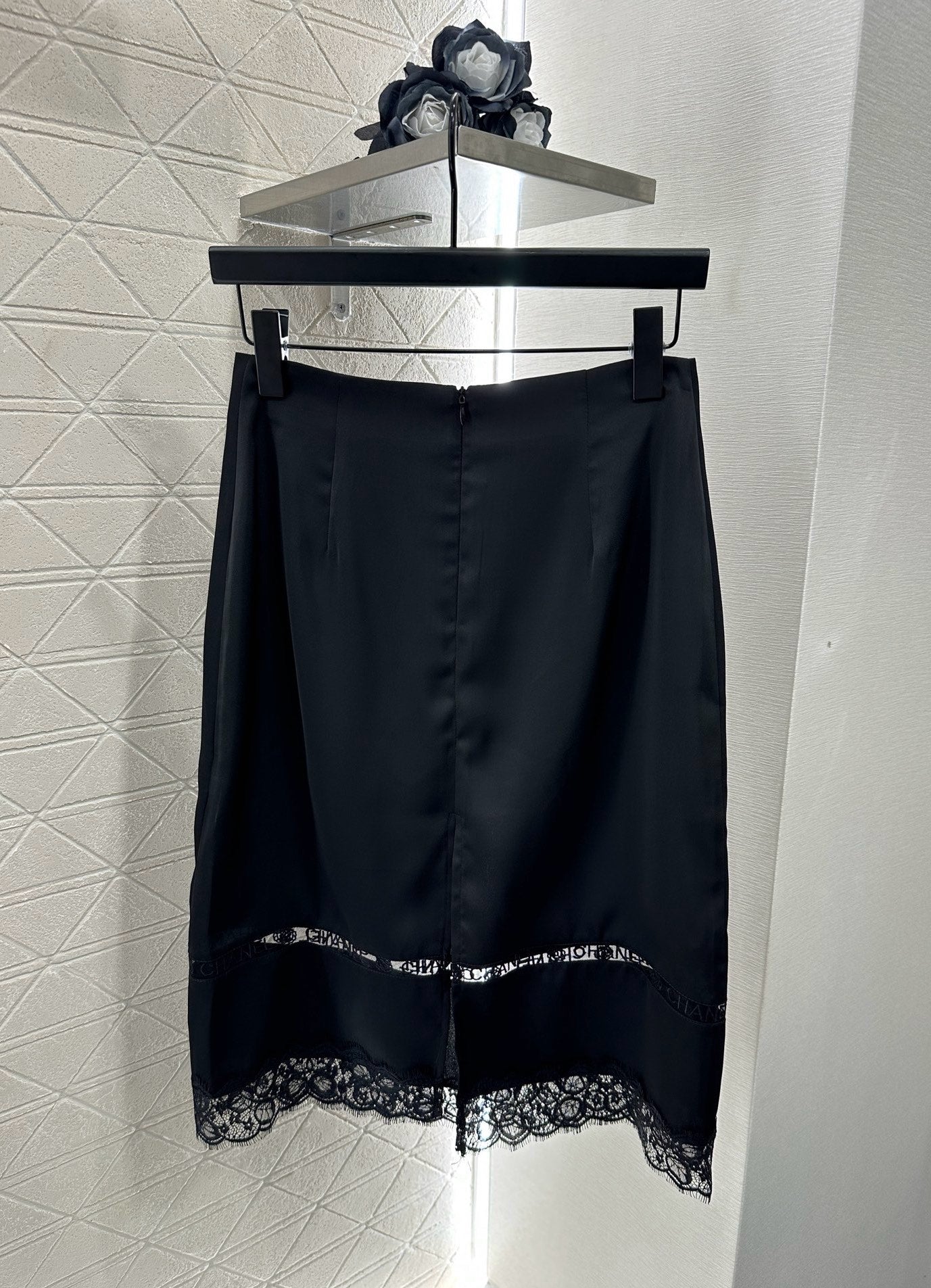 CHANEL EMBROIDERED SKIRT STYLE 284