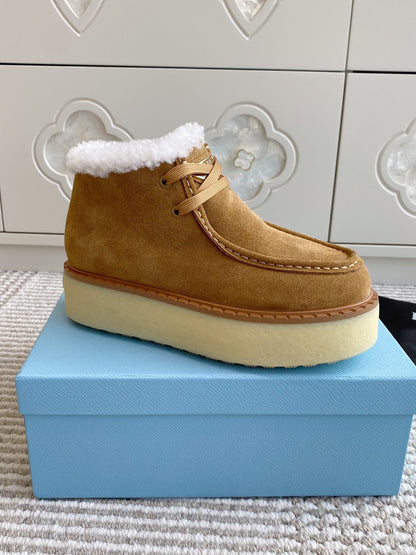 Prada Chukka Boots Brown Suede White Shearing 564163
