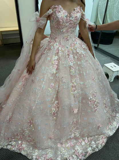 Gorgeous Pink Applique Ball Gown Tulle Lace Off-The-Shoulder Long Quinceanera Dress Tulle Sweet Birthday Dresses