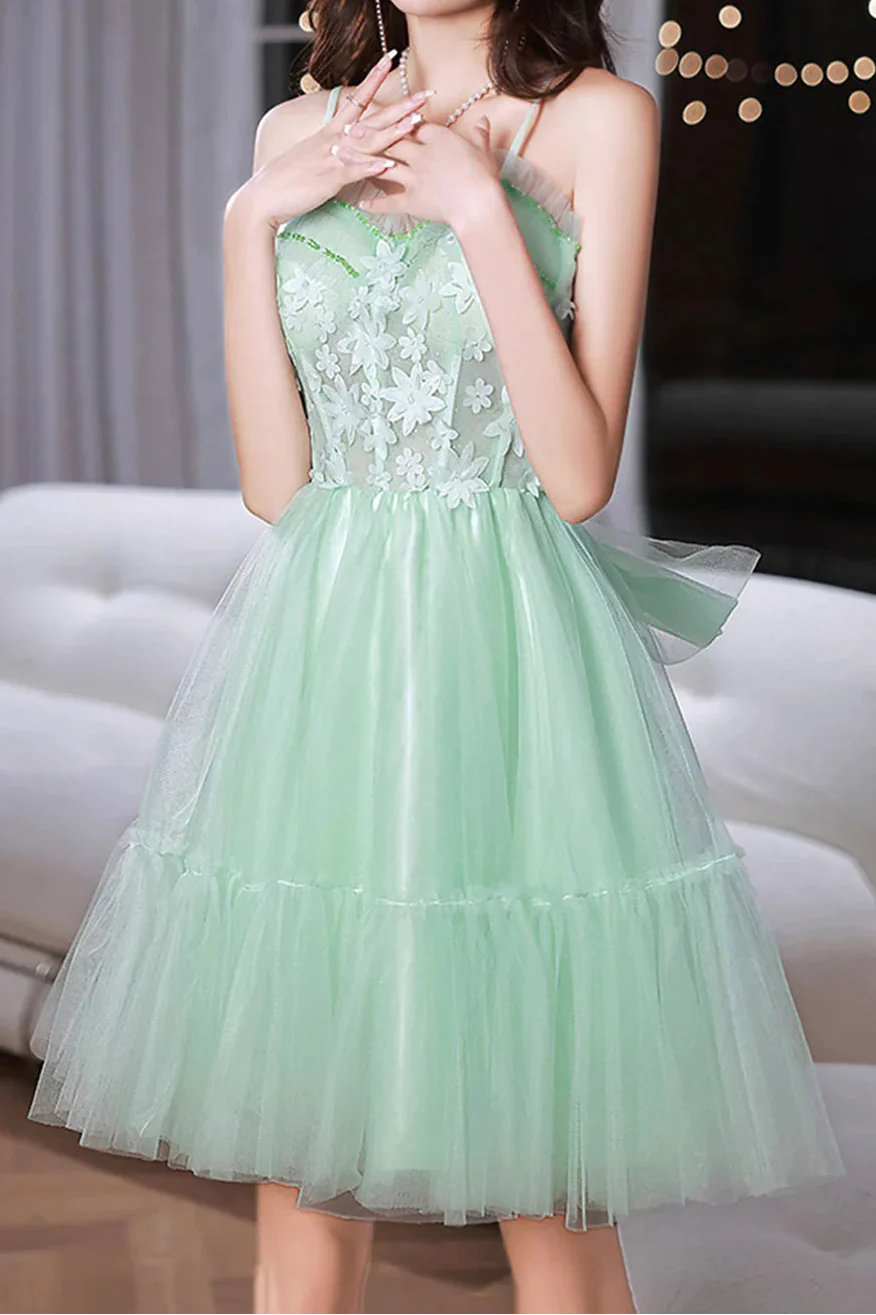 Pretty Homecoming Dress Spaghetti Straps Tulle Lace Bowknot Short Prom Dress Back to School Outfits Party Dress  D6096