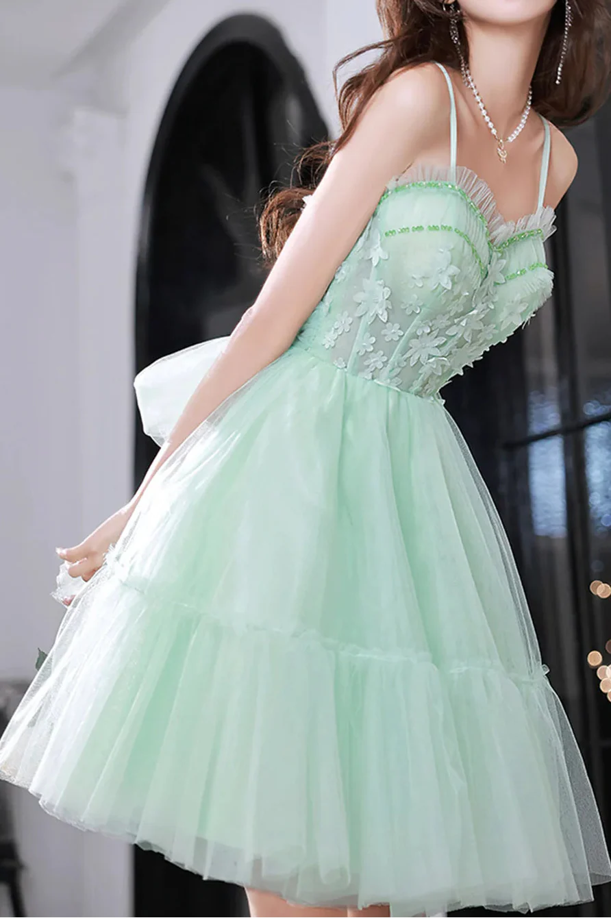 Pretty Homecoming Dress Spaghetti Straps Tulle Lace Bowknot Short Prom Dress Back to School Outfits Party Dress  D6096