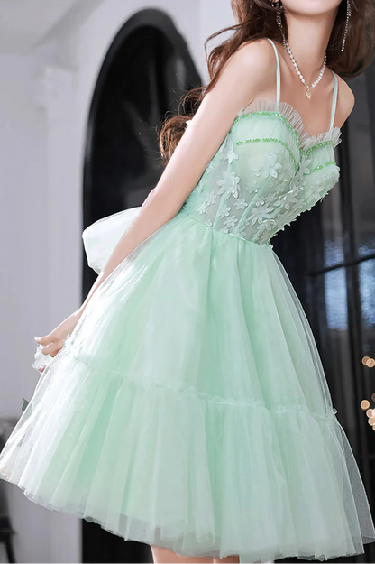 Pretty Homecoming Dress Spaghetti Straps Tulle Lace Bowknot Short Prom Dress Back to School Outfits Party Dress  D6096