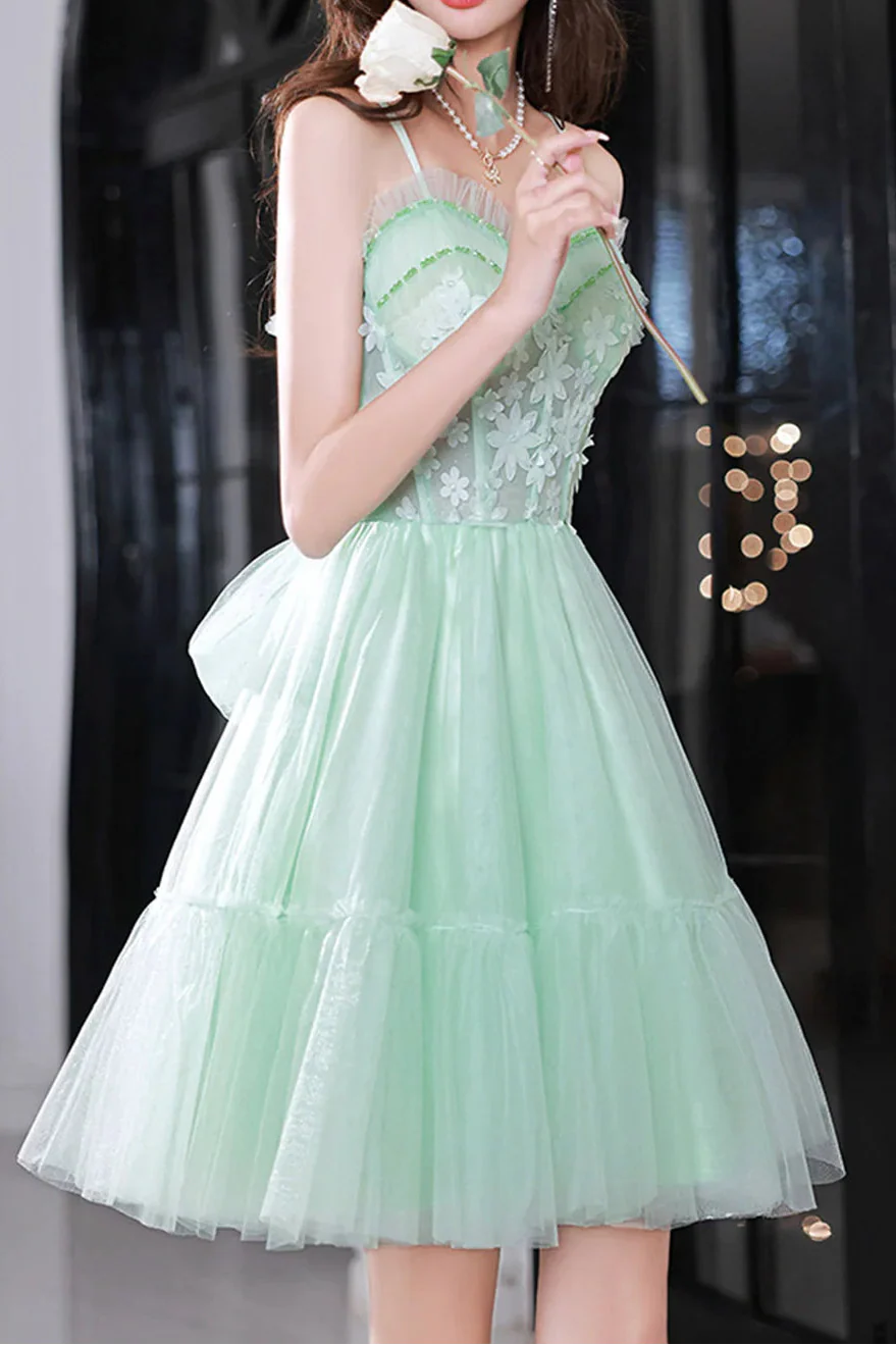 Pretty Homecoming Dress Spaghetti Straps Tulle Lace Bowknot Short Prom Dress Back to School Outfits Party Dress  D6096