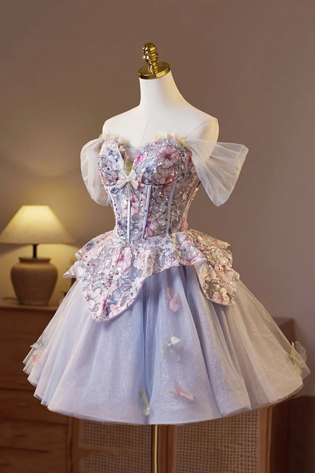 Chic Homecoming Dress Off shoulder Tulle Flower Applique Flower Short Prom Dress Back to School Outfits Party Dress  D6037