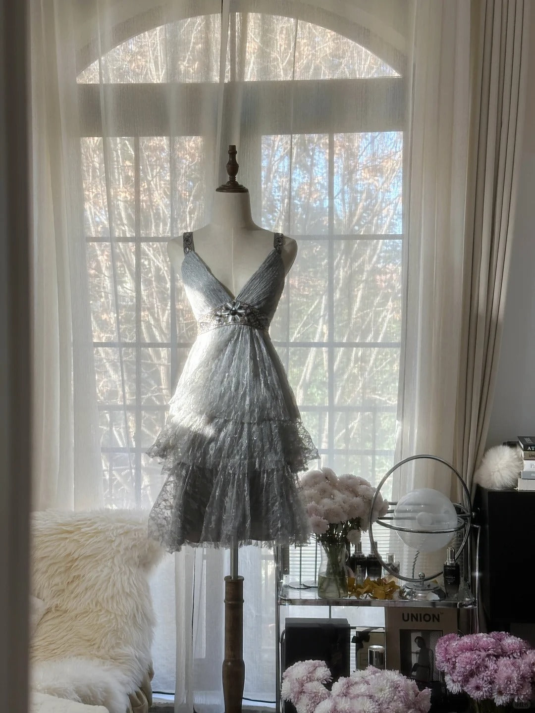 Chic Gray Beading Appliques A-line V-neck Tiered Party Dresses Homecoming Dresses, D1332