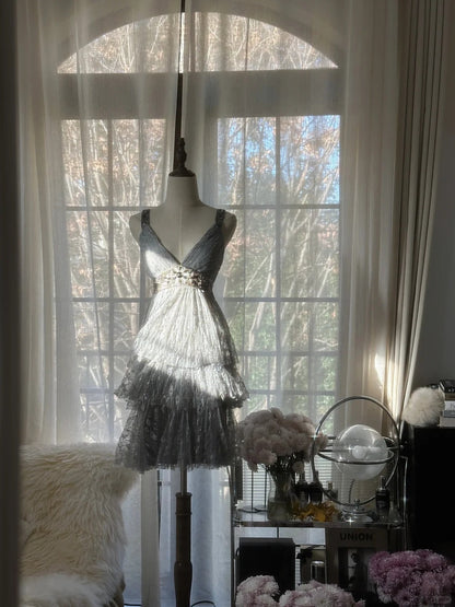 Chic Gray Beading Appliques A-line V-neck Tiered Party Dresses Homecoming Dresses, D1332