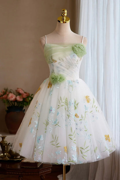 Chic Homecoming Dress Spaghetti Straps Floral Tulle Lace Embroidery  Short Prom Dress Back to School Outfits Party Dress  D6024