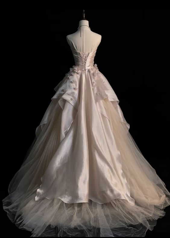 Pearl Pink Strapless A-Line Tulle Long Prom Gowns With Pearls