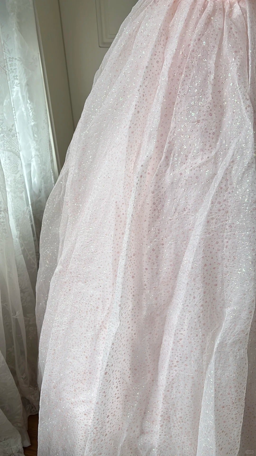 Princess Pink Strapless Bow Sequined Tulle Ball Gown Evening Dresses Sweet 16 Dresses